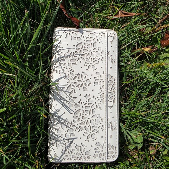 Kate Spade Floral Continental Wallet - Picture 2 of 5